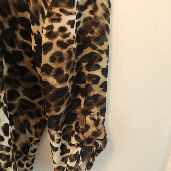 Leopard print sheer blouse - Picture 4 of 5